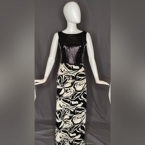 Black and white print column dress